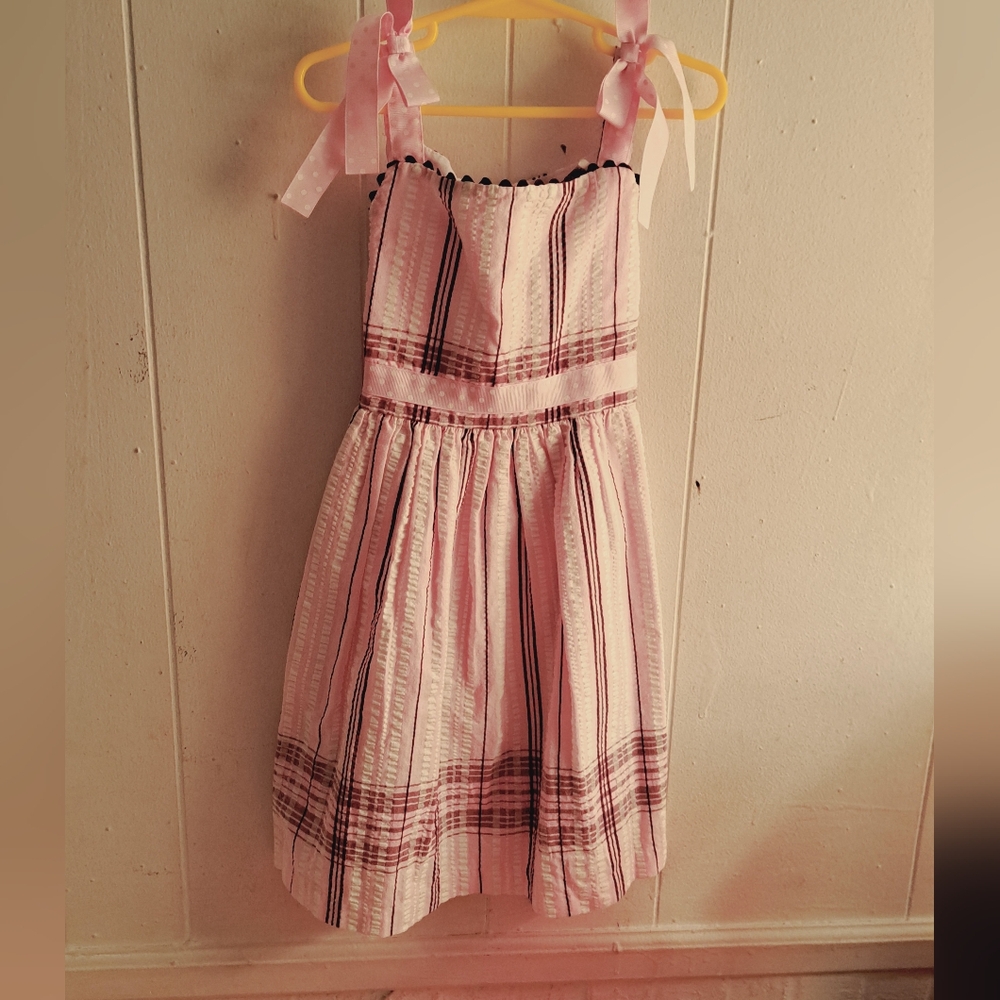 Girls size 6 dress